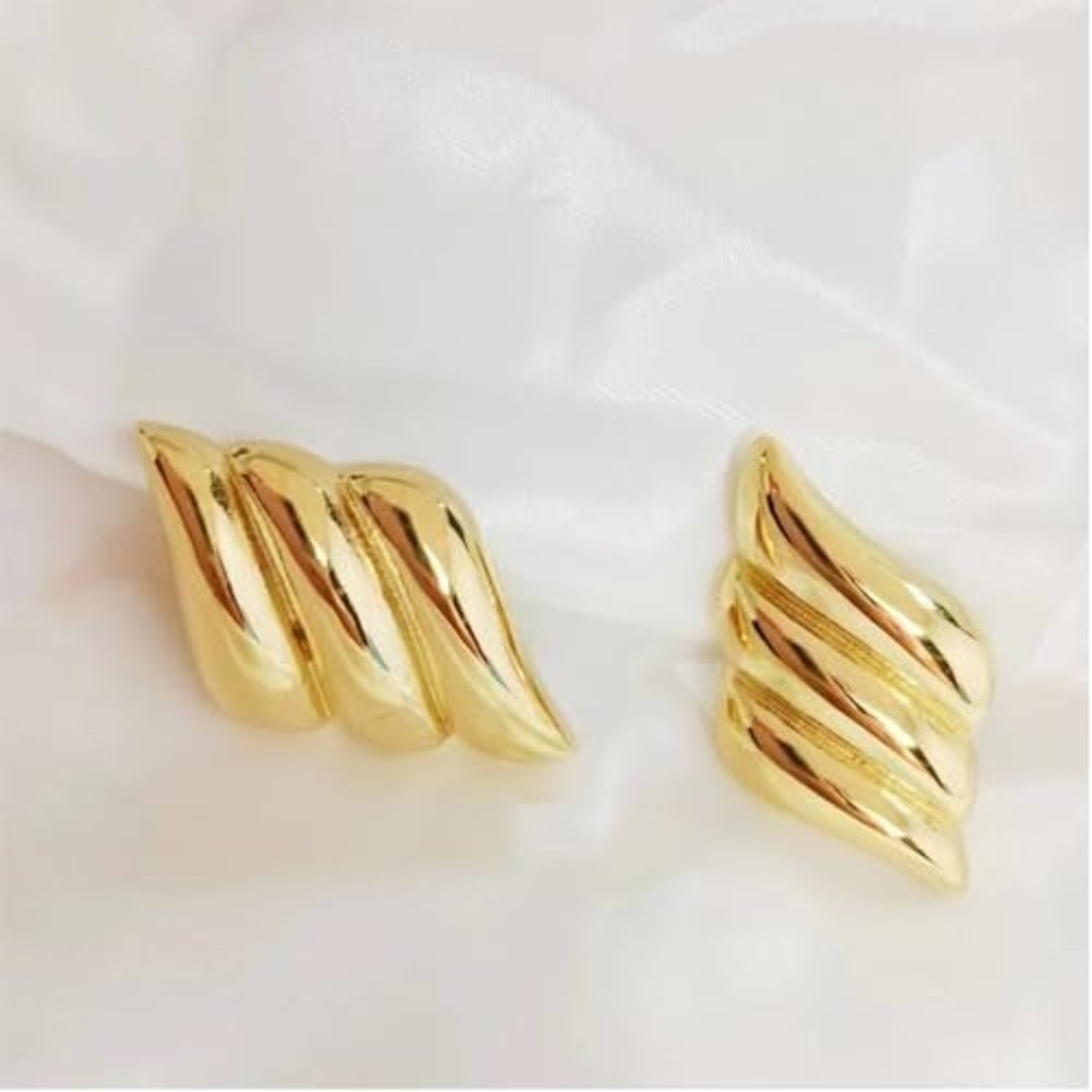 Gold Wing Stud Earrings Sculptural‎ Textured Flame Statement Jewelry High Shine